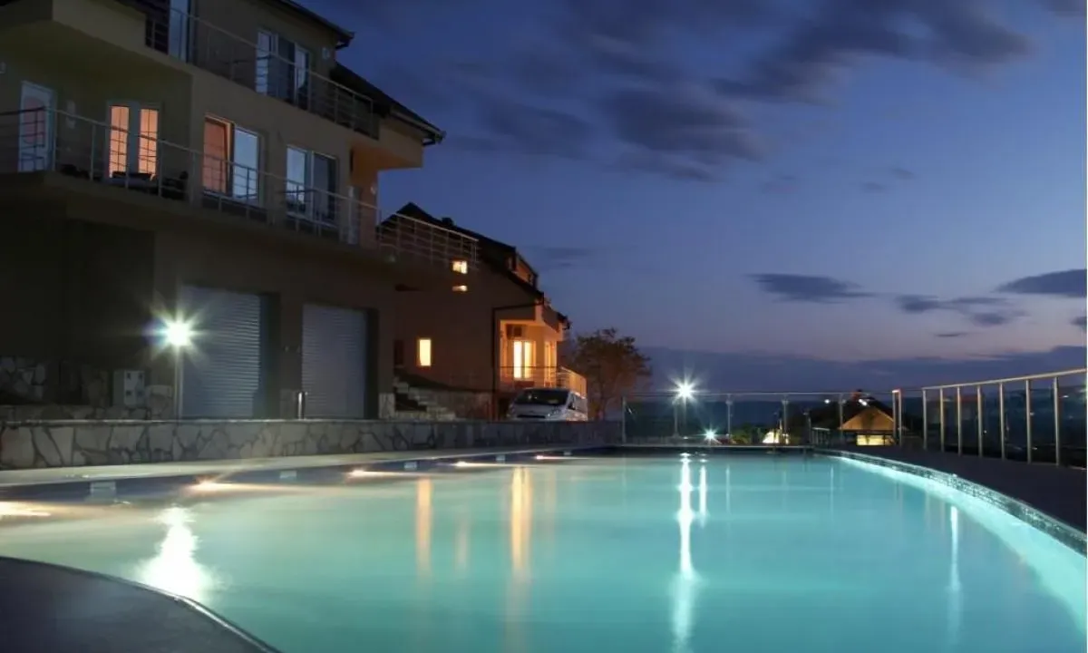 Sale, two bedroom apartment, 132m², Bar, Crna Gora