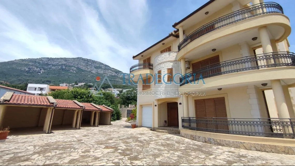 Prodaja, kuća, 400m², Bar, Crna Gora