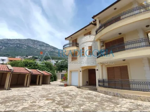 Prodaja, kuća, 400m², Bar, Crna Gora - image 4