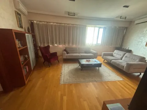 Izdavanje, dvosoban stan, 73m², Centar, Podgorica - image 12