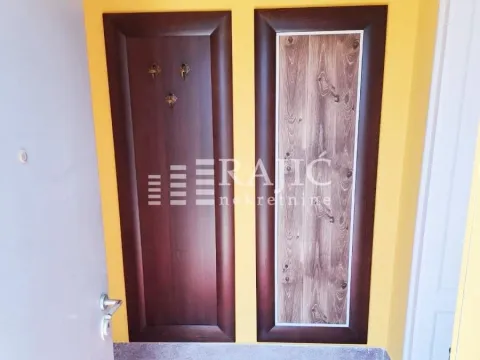 Rent, house, 125m², Savski Venac, Beograd - image 12