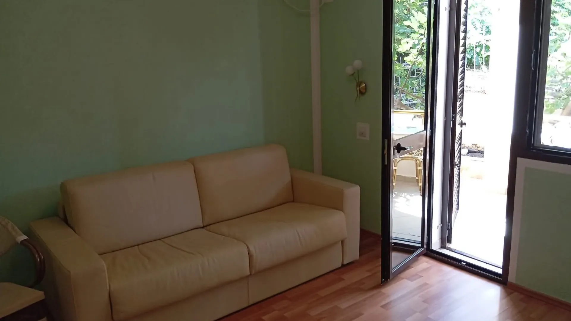 Sale, house, 110m², Utjeha, Bar