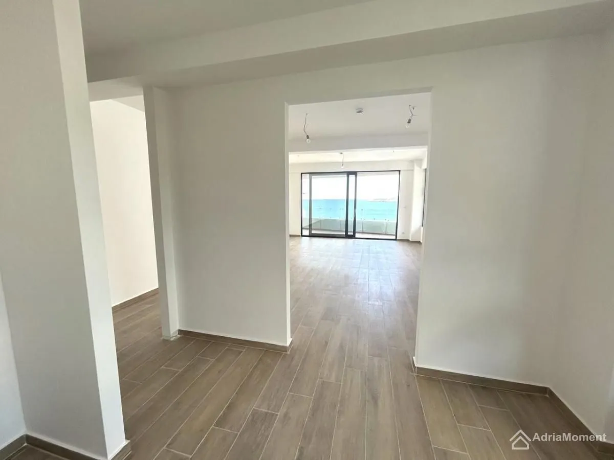 Sale, two bedroom apartment, 70m², Rafailovići, Budva