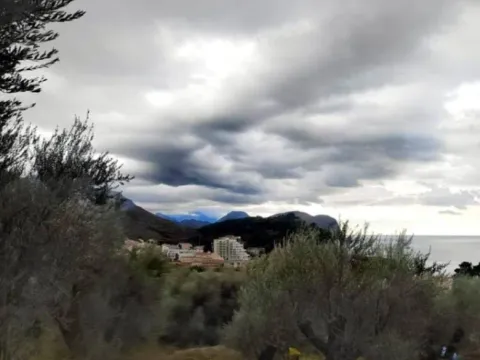 Sale, one bedroom apartment, 56m², Petrovac, Budva - image 2