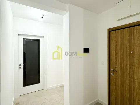 Rent, two bedroom apartment, 64m², Tološka šuma, Podgorica - image 11