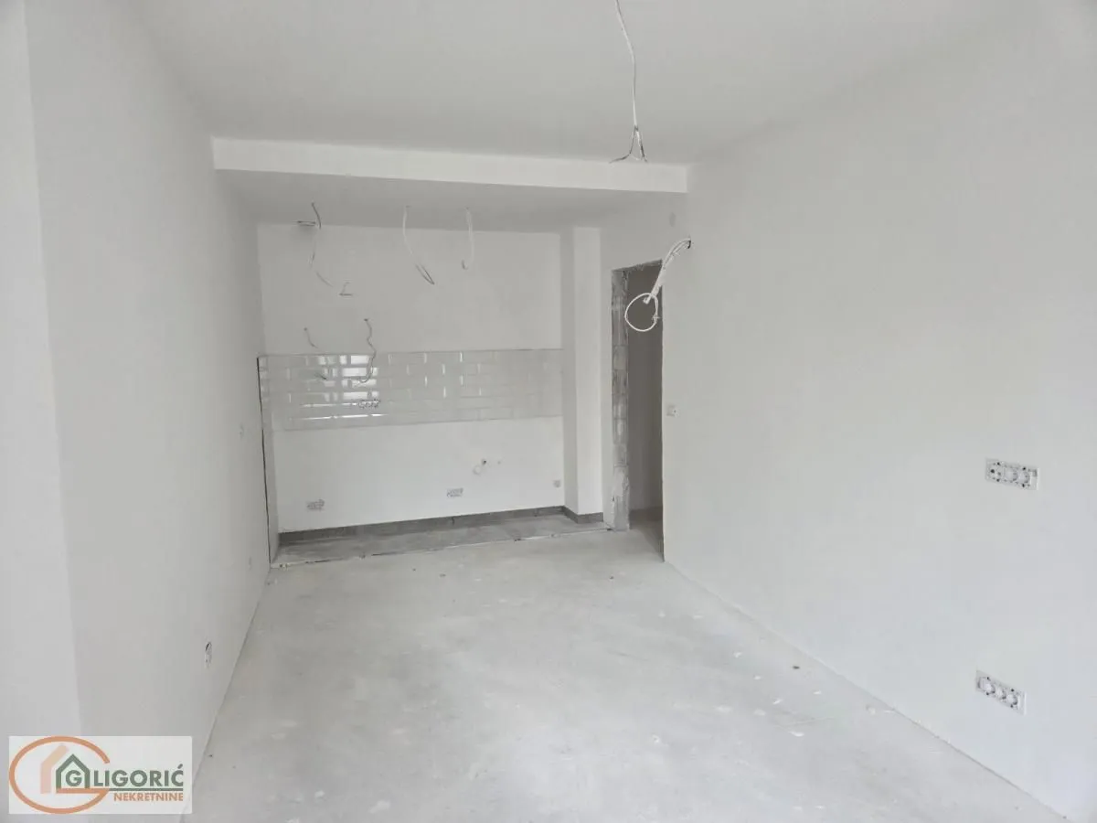 Sale, two bedroom apartment, 57m², Vukov Spomenik, Zvezdara Sve Podlokacije