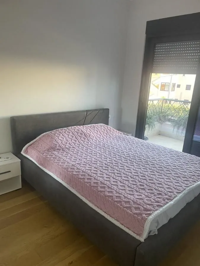 Rent, two bedroom apartment, 67m², Kalimanj, Tivat