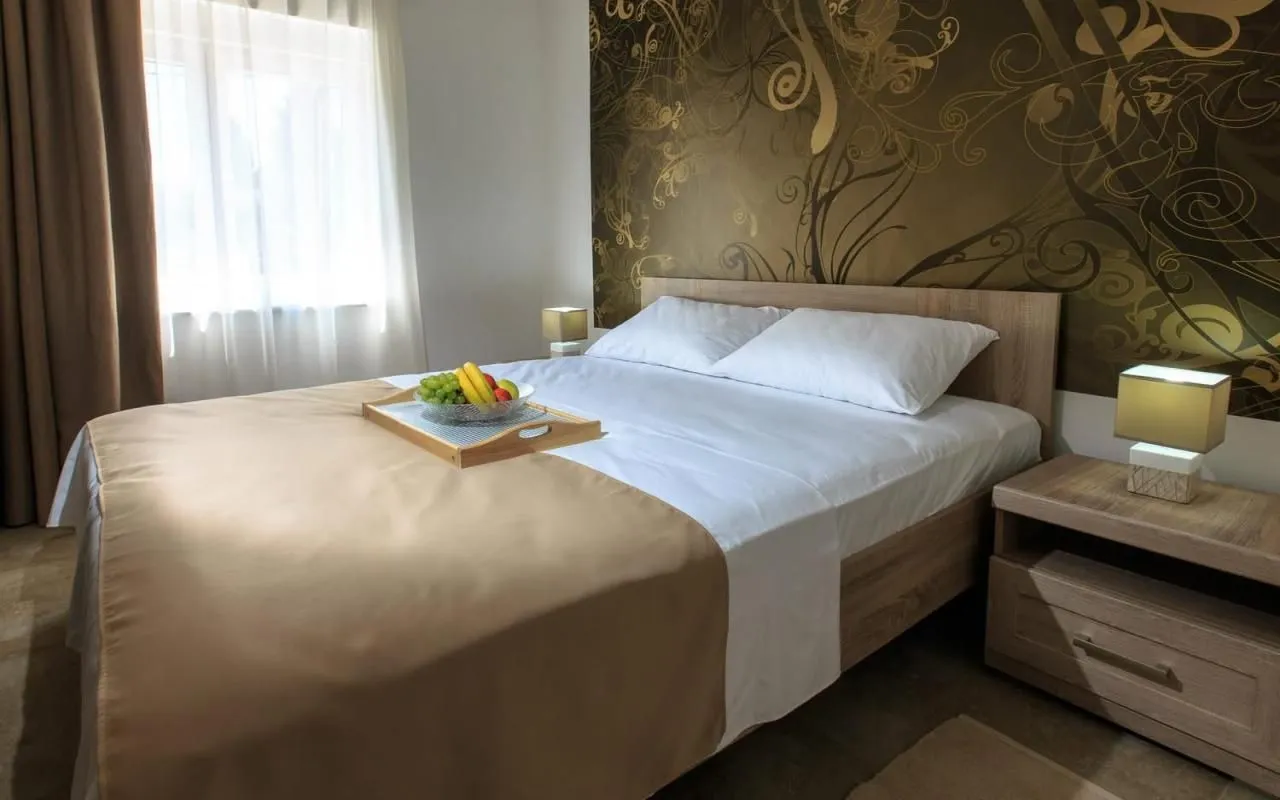 Prodaja, ugostiteljski objekat, 399m², Sutomore, Bar