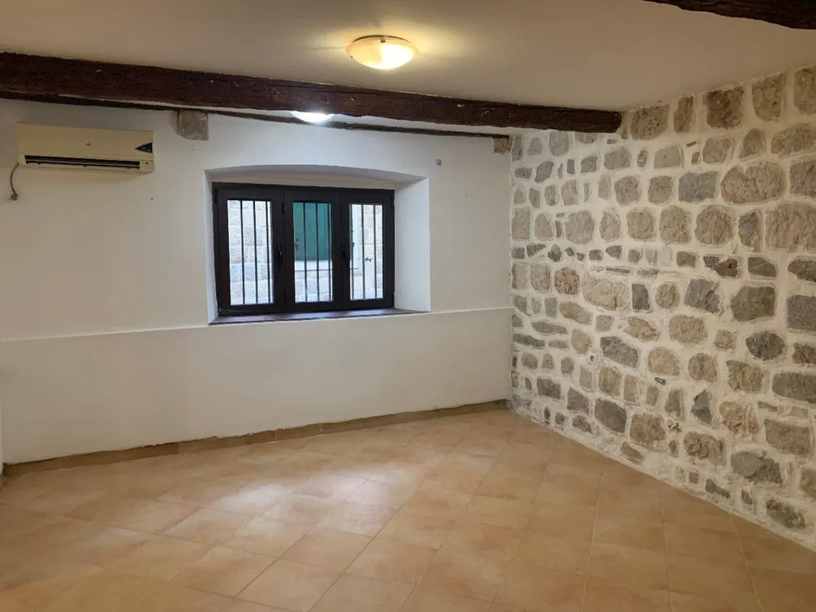 Prodaja,  kuća, 90m2, Stari Grad Kotor, Kotor