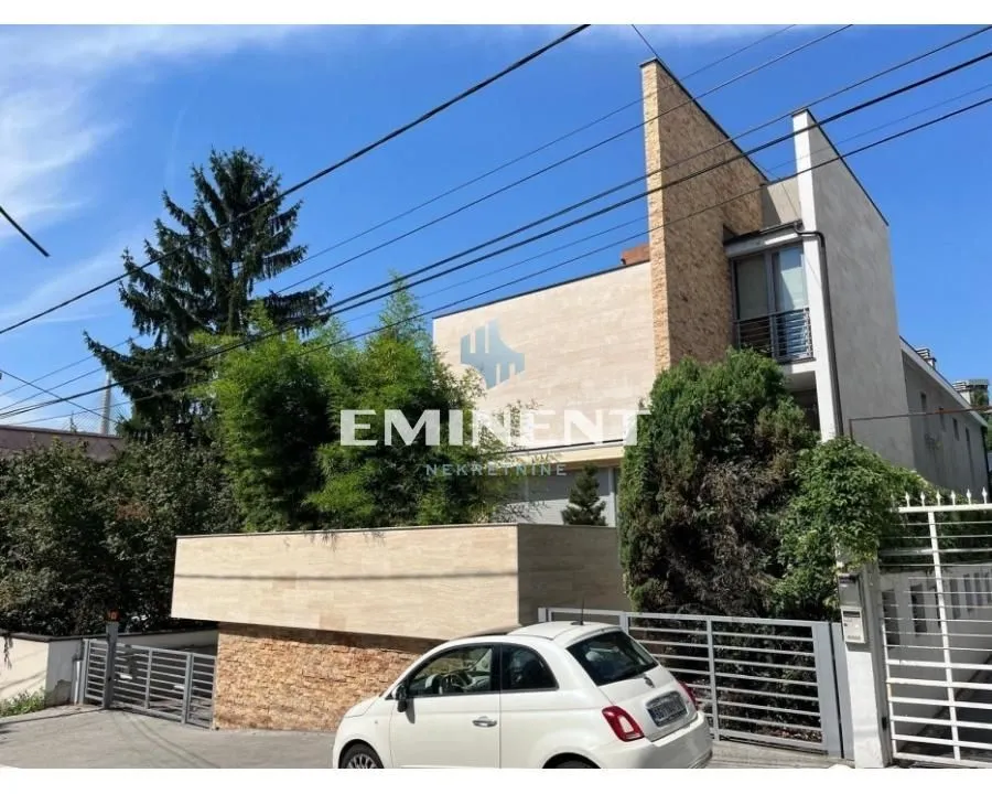 Rent, house, 220m², Senjak, Beograd