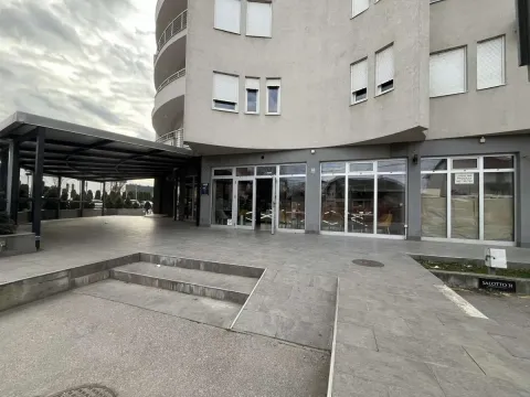 Rent, office space, 120m², Aqua park, Jagodina - image 2