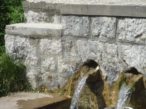 Sale, house, 743m², Sutorina, Herceg Novi - image 2