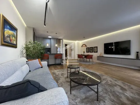 Izdavanje, dvosoban stan, 108m², Central Point, Podgorica - image 12