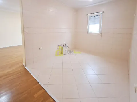 Rent, two bedroom apartment, 75m², Čeluga, Bar - image 10