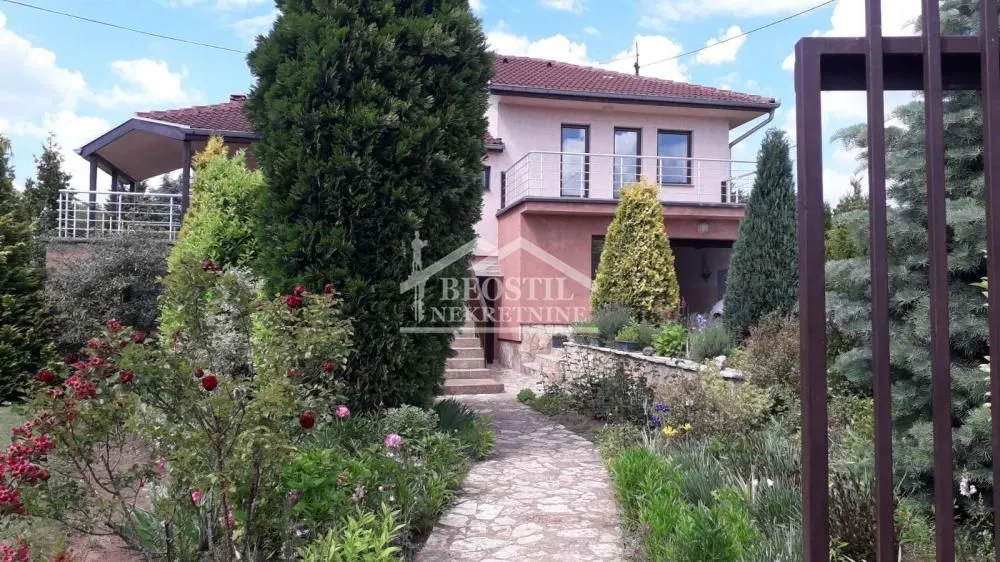 Prodaja, kuća, 238m², Vrčin, Grocka