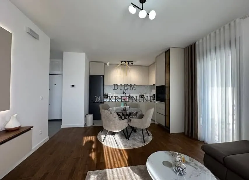 Rent, one bedroom apartment, 45m², Čeluga, Bar