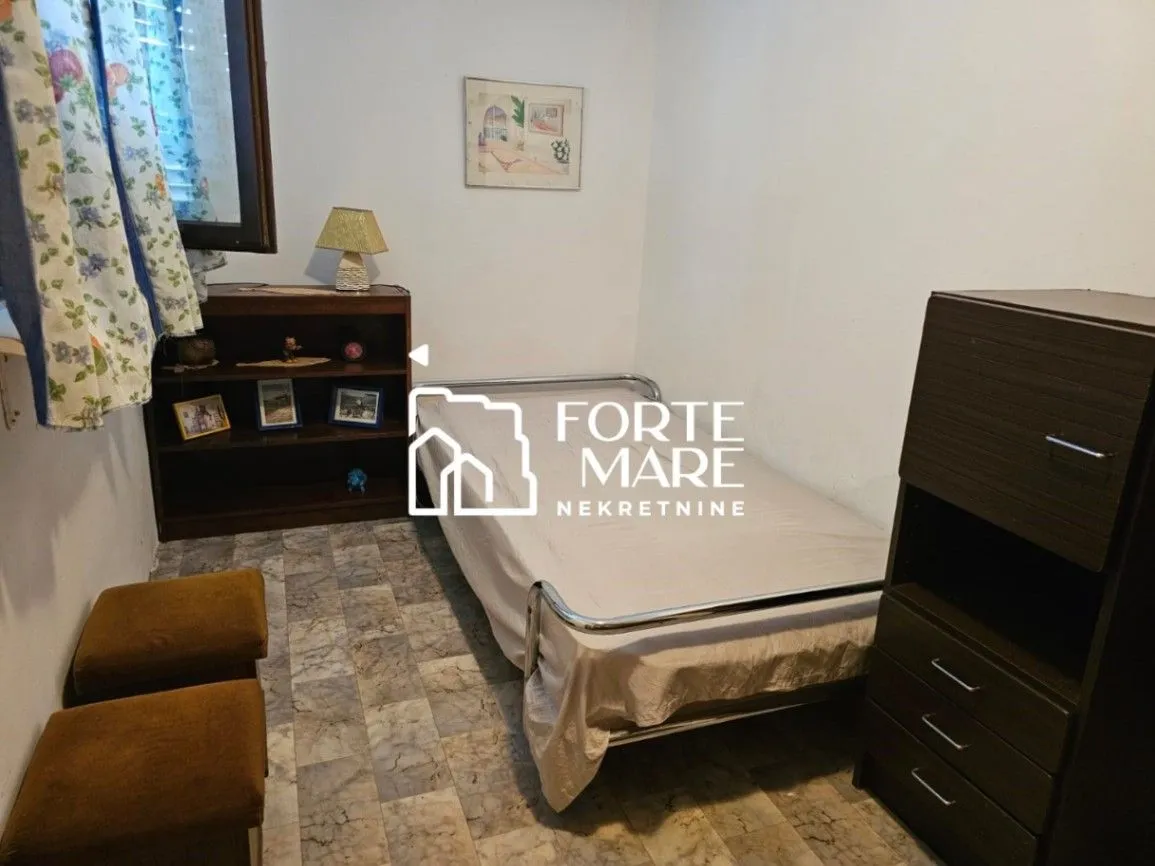 Prodaja, dvosoban stan, 115m², Tivat, Crna Gora