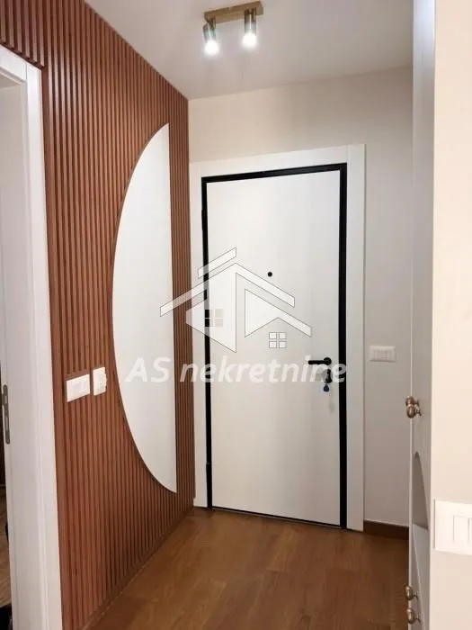 Izdavanje, stan, 33m², Lekino Brdo, Voždovac Sve Podlokacije