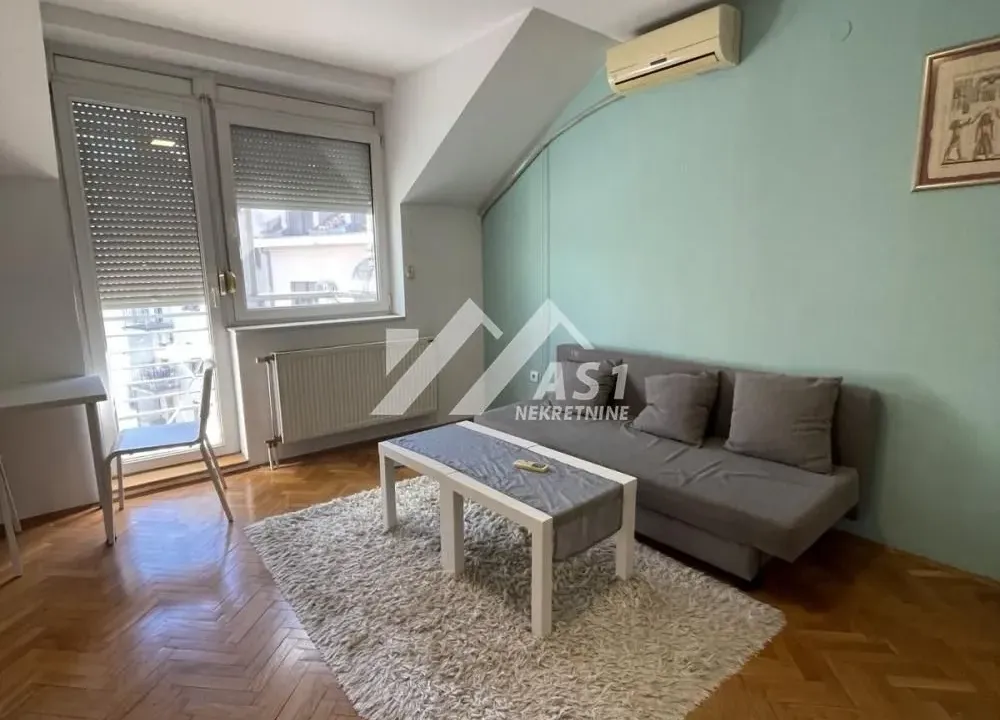 Izdavanje, stan, 32m², Grbavica, Novi Sad Sve Podlokacije