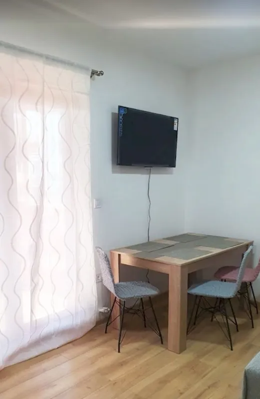 Rent, one bedroom apartment, 55m², Šušanj, Bar