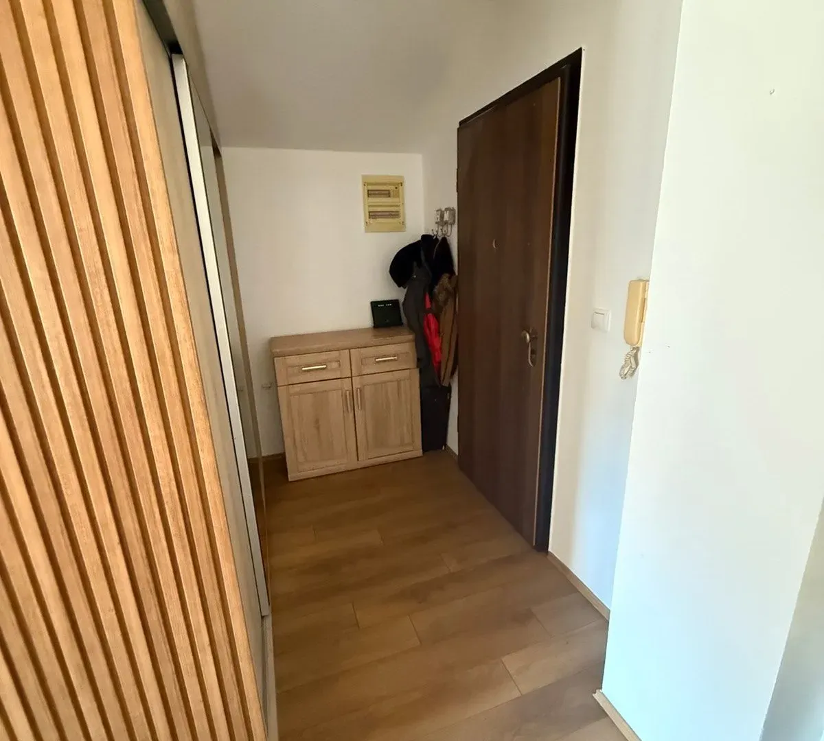 Prodaja, jednosoban stan, 58m², Momišići, Podgorica
