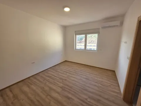 Prodaja, trosoban stan, 117m², Budva, Crna Gora - image 11