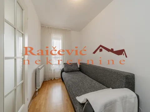 Izdavanje, jednosoban stan, 43m², Tašmajdan, Palilula Sve Podlokacije - image 12