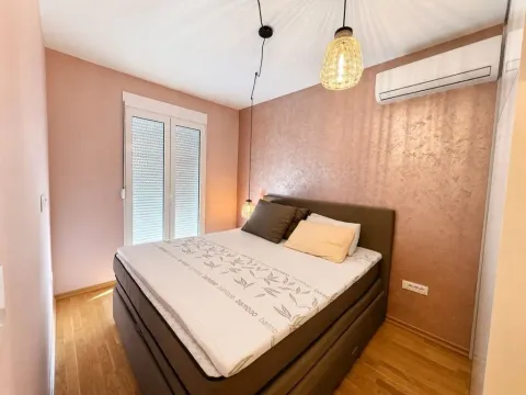 Rent, two bedroom apartment, 58m², Blok 9, Podgorica - image 7