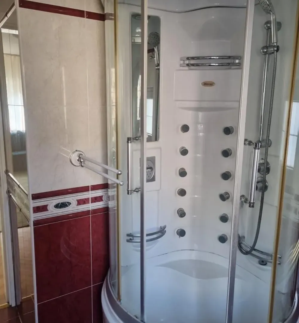 Rent, apartment, 130m², Čukarica, Beograd