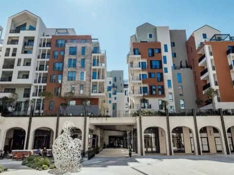 Prodaja, jednosoban stan, 68m², Luštica Bay, Tivat - image 2