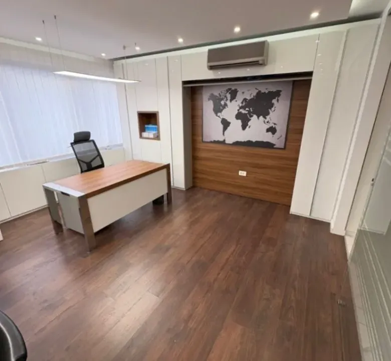 Izdavanje, poslovni prostor, 80m², Preko Morače, Podgorica