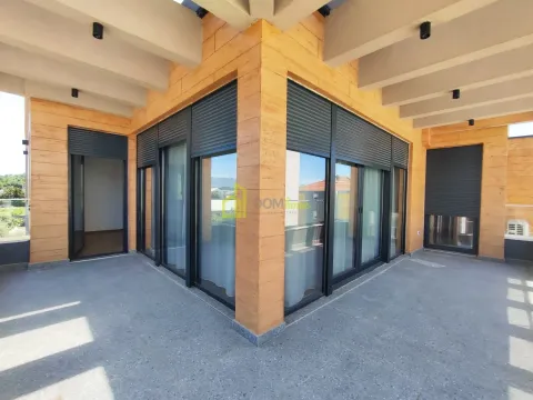 Rent, three bedroom apartment, 135m², Donja Gorica, Podgorica - image 18