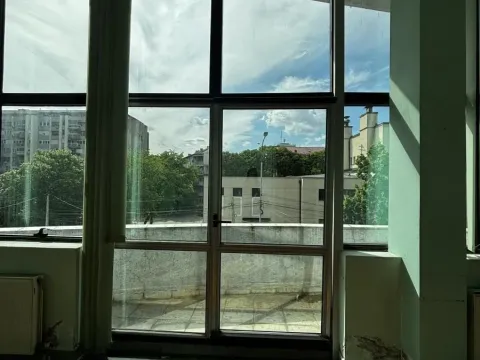 Izdavanje, poslovni prostor, 450m², Medijana, Niš - image 21