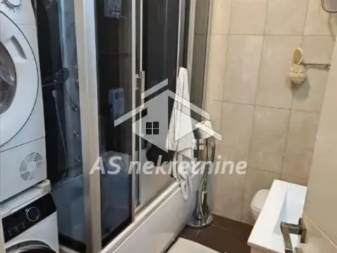Izdavanje, trosoban stan, 80m², Bogoslovija, Palilula Sve Podlokacije - image 18