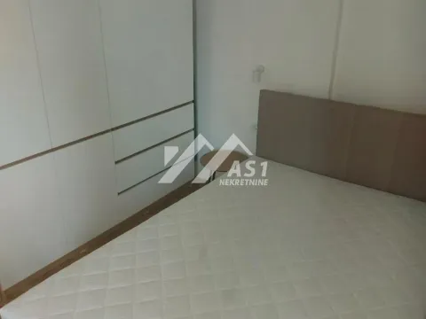 Izdavanje, jednosoban stan, 43m², Centar, Novi Sad - image 4