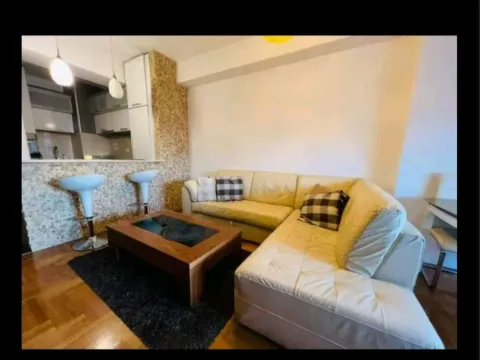 Rent, one bedroom apartment, 57m², City Kvart, Podgorica - image 1