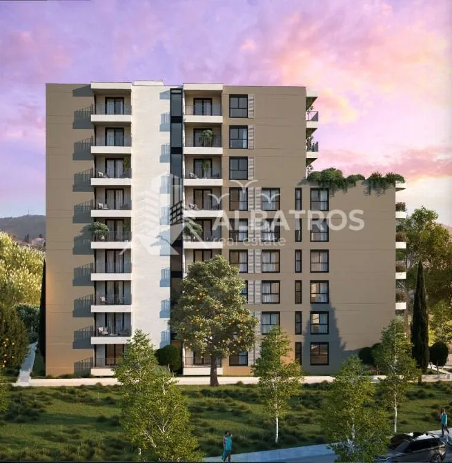 Sale, two bedroom apartment, 75m², Centar, Bar