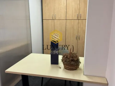 Izdavanje, poslovni prostor, 45m², Preko Morače, Podgorica - image 5