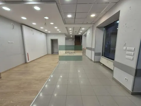 Rent, office space, 326m², Centar, Jagodina - image 14
