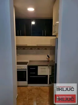 Izdavanje, dvosoban stan, 47m², Sajmište, Novi Sad - image 4