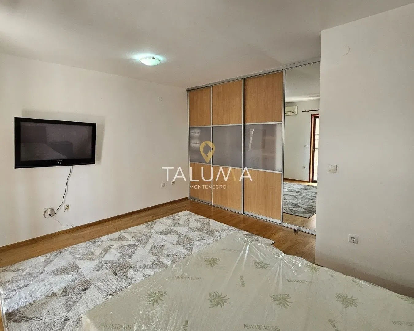 Izdavanje, trosoban stan, 120m², Zabjelo, Podgorica