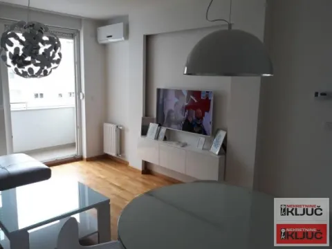 Sale, three bedroom apartment, 60m², Sajmište, Novi Sad