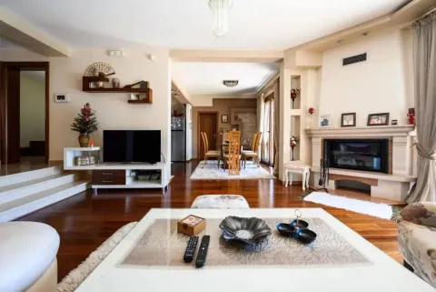 Sale, house, 252m², Šušanj, Bar - image 4