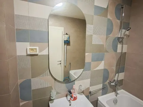 Izdavanje, jednosoban stan, 40m², Pobrežje, Podgorica - image 6