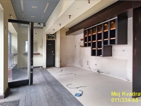 Izdavanje, poslovni prostor, 42m², Slavija, Vračar Sve Podlokacije - image 6