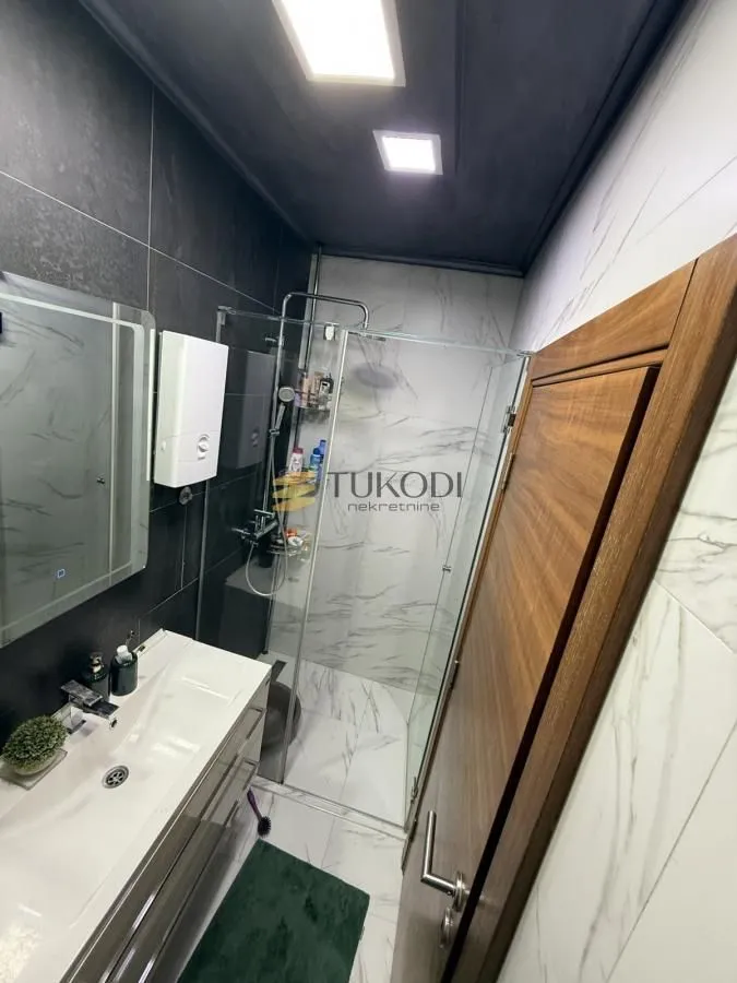 Prodaja, jednosoban stan, 42m², Kej, Novi Sad Sve Podlokacije