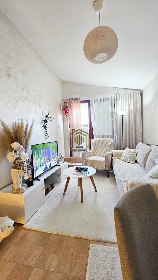 Prodaja, dvosoban stan, 42m², Preko Morače, Podgorica