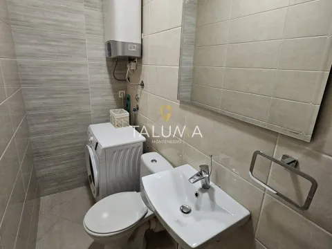 Izdavanje, dvosoban stan, 90m², Preko Morače, Podgorica - image 11