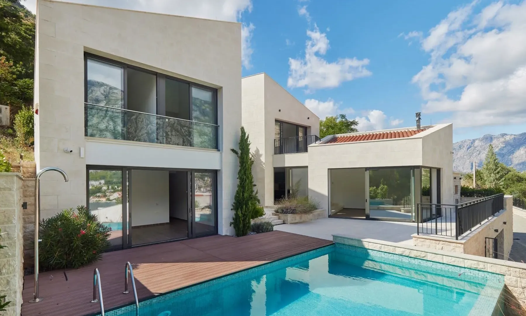 Sale, house, 456m², Prčanj, Kotor