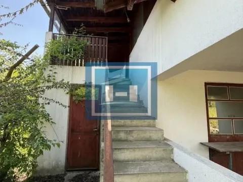 Prodaja, kuća, 167m², Lipar, Jagodina - image 10